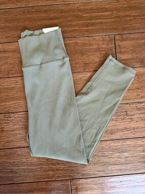 NWT OFFLINE Aerie Real Me Hi-Rise Leggings Ribbed Olive Green Size XL Athleisure